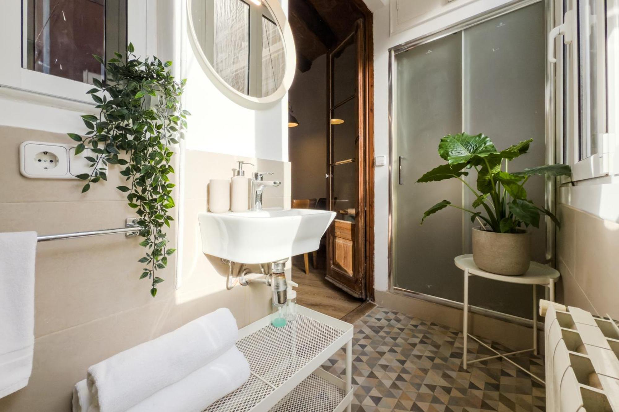 Magalhaes - Trad Flat In Poble Sec, Near Ramblas Barcelona Exteriér fotografie